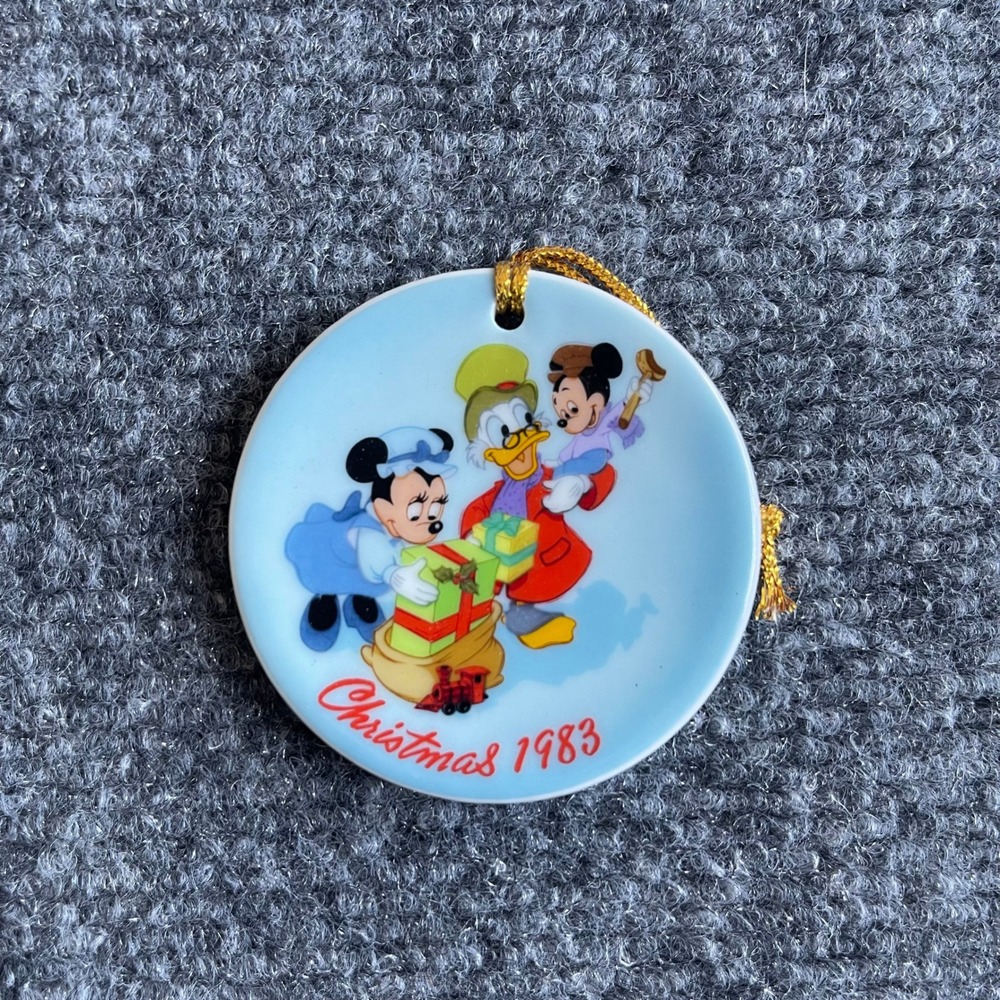 Disney Scrooge's Christmas Surprise 1983 Ornament Second Edition Porcelain Box